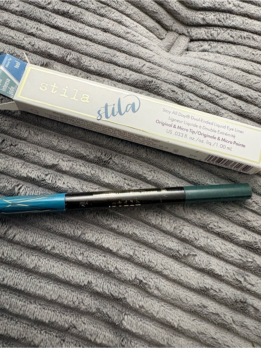 Stila Stay All Day Dual-Ended Liquid Eye Liner Intense Jade & Teal